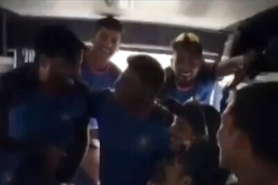 Mukesh Kumar Celebrates India Call Up With 'Dekh Raha Hai Binod' Meme Alongside Umran Malik | WATCH