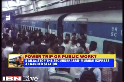 Maharashtra: Five MLAs allegedly stop Secunderabad-Mumbai Express for not having confirmed tickets