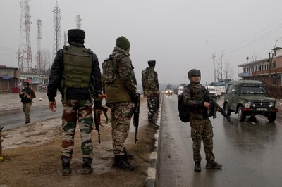At Least Six Jawans Injured after Suspected Militants Hurl Grenade, Open Fire at CRPF Team in Srinagar