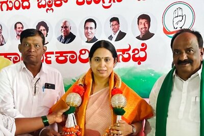 'Shows Their Respect Towards Women': Karnataka WCD Minister Slams Ex-BJP MLA Over 'Extra Peg' Remark