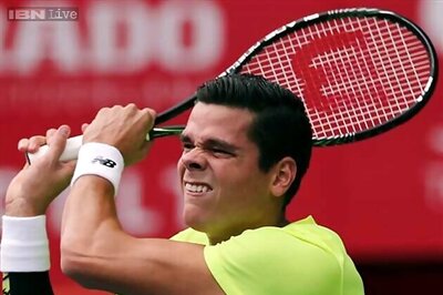 Top-seeded Milos Raonic eliminated at Kremlin Cup