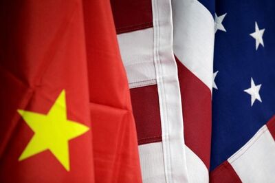 US, China Left Out as England Slashes Quarantine List