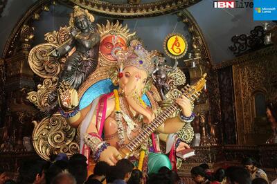 Ganpati at Chinchpokli Cha Raja pandal has a Facebook profile