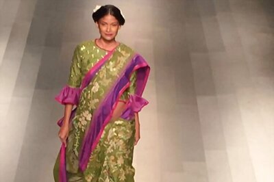 LFW 2016: Carol Gracias rips apart stereotypes, flaunts baby bump on ramp
