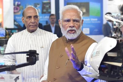 India Saw 11% Dip in Arms Imports between 2013-17 and 2018-22 Due to Atmanirbhar Bharat: Report