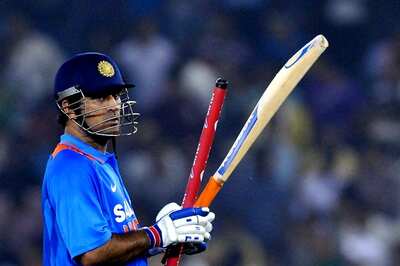 'It's Good to Lose One Game..': Ravi Shastri Reveals MS Dhoni's Words When India Lost to New Zealand in 2011