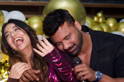 Varun Sood Fans Slam Divya Agarwal After She Says Apurva Padgaonkar Has Been With Her For 7 Years