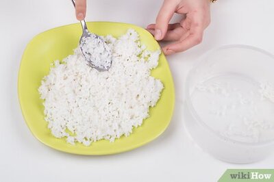 How to Microwave Refrigerated Rice
