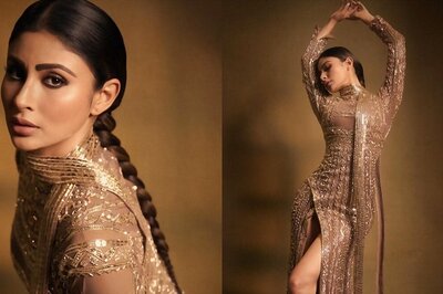 Sexy! Mouni Roy Flaunts Her Curves In A Shimmery Bodycon Dress; See Viral Pics