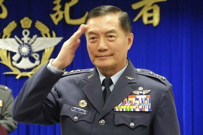 Taiwan Grounds Black Hawk Helicopters After Top Military Officer Dies in Crash