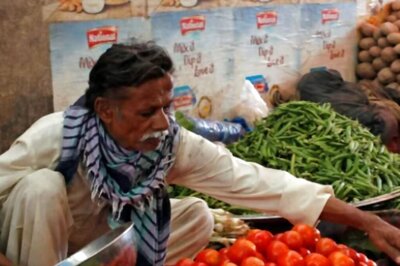 Vegetable Vendor Earns Rs 21 Crore in 6 Months By Scamming People, Arrested