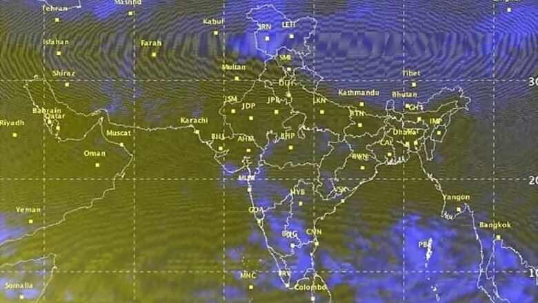 Cyclone Hudhud approaches Odisha, CM Patnaik says government prepared
