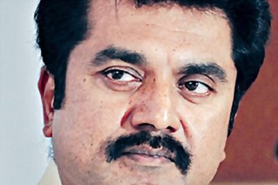 TN: Actors in soup for Emu farm adverts