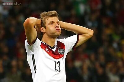 Thomas Mueller's brace helps Bayern Munich beat Valencia 4-1