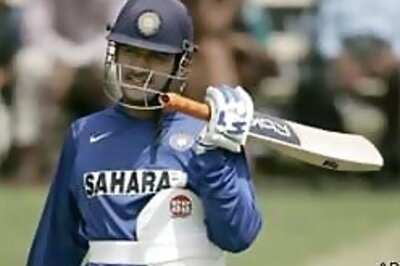 2nd Test: Aussies rocked after India post 469 | Live Score