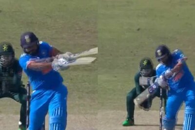6,6,4: Rohit Sharma Unleashes Wrath on Shadab Khan With Back to Back Sixes During IND vs PAK Super 4 Clash | WATCH