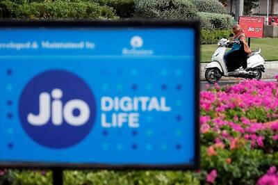 RIL Q4 Results: Reliance Announces India's Biggest Rights Issue of Rs 53,125 Crore, Jio Profit Zooms 177%