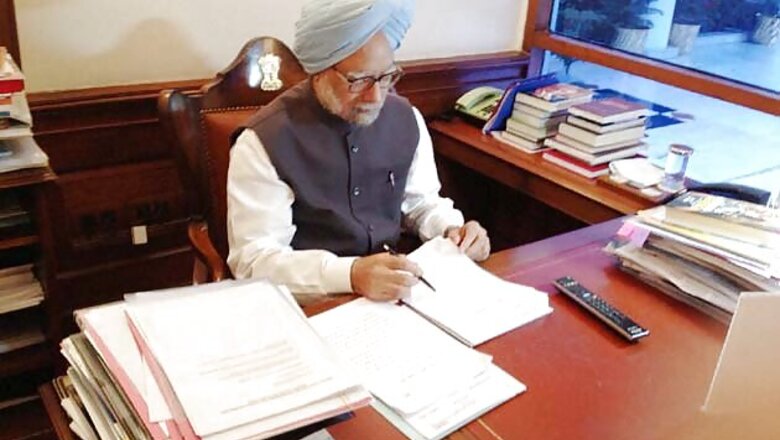 Left slams govt for FDI in retail, aviation