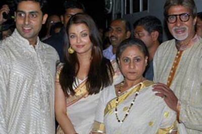 In Pics: Patriotic SRK and family first Bachchans