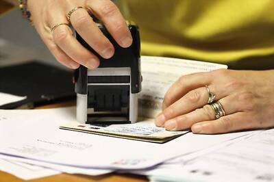 US Firms Voice Concerns Over H-1B Visa Denials Surge; India to Raise Matter at 2+2 Dialogue