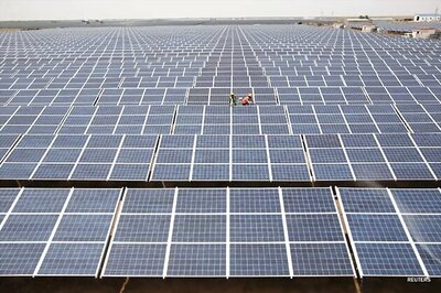 Andhra Pradesh government to soon sign deal with NTPC for 1000-mw solar unit