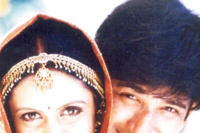 Mandira Bedi Remembers Raj Kaushal On Their 23rd Wedding Anniversary; Shares Pics From Ceremony
