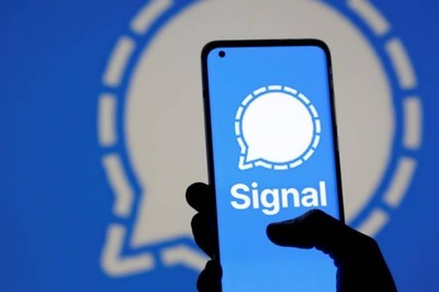 Signal vs WhatsApp Heats Up, Latter Claims 'Through the Roof' New Users During Facebook Crash