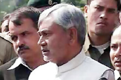 Nitish wants non-political Gov