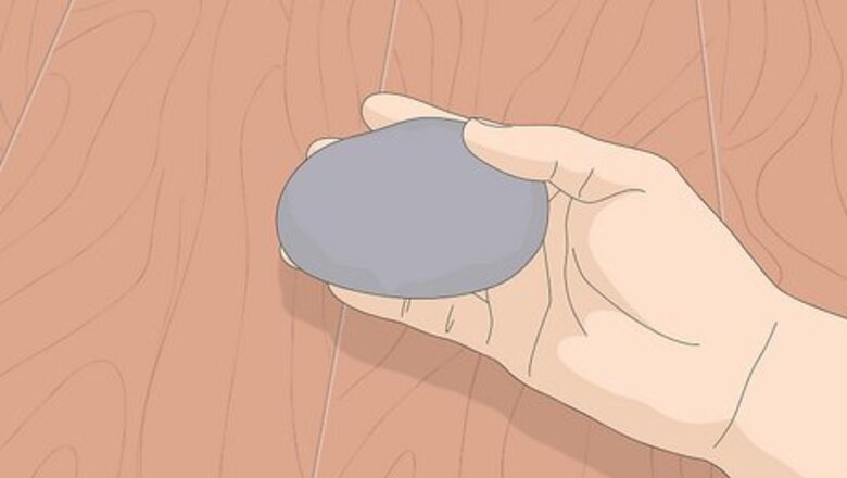 How to Paint a Rock Using Toothpicks