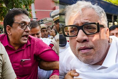 TMC Leaders Protesting Outside EC Office Detained; Saket Gokhale Alleges 'Delhi Police Kidnapped Our MPs'