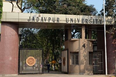 Jadavpur University Freshers to Sign 'No Narcotics, No liquor' Declaration