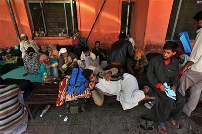 Violence continues to rock Kashmir, 8 killed