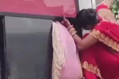 On Raksha Bandhan, UP Woman Enters Crowded Bus Through Rear Window