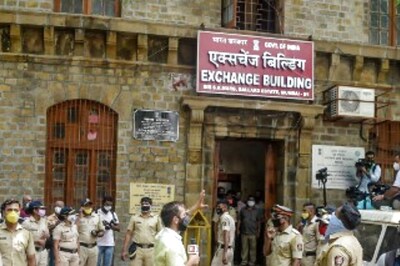 News18 Afternoon Digest: NCB Conducts Fresh Raids in Mumbai; 8 Trains Regulated, 30 Locations Affected in Rail Roko Andolan & Other Stories