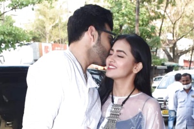 Karan Kundrra Kisses Tejasswi Prakash, Doubles Up As Protective BF At Ankita Lokhande's Holi Party