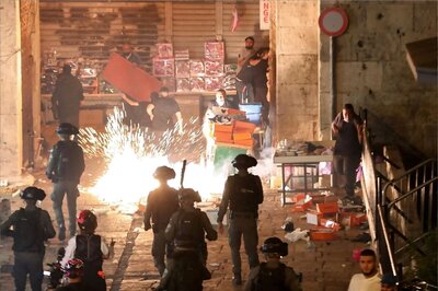  Scores More Wounded in New Jerusalem Clashes