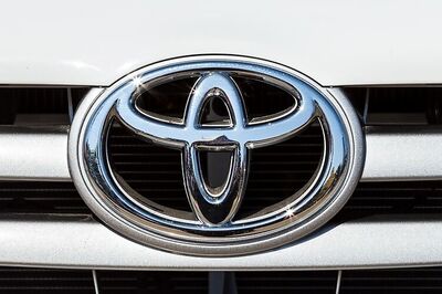 Toyota to showcase talking car tech at Tokyo motor show