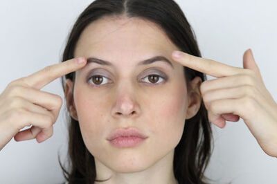 Best Facial Yoga Workouts for Mouth, Jaw, Eyes, Forehead, & Neck