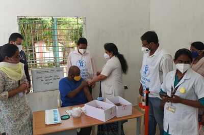 Bengaluru Activists are Vaccinating Underprivileged Residents Who Don't Have ID Cards