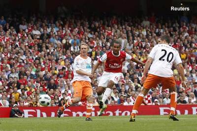 EPL: Gunners shoot down Blackpool 6-0