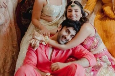 Alia Bhatt And Ranbir Kapoor's First Pic Together From 18 Yrs Ago Spotted At Their Home, Photo Goes Viral