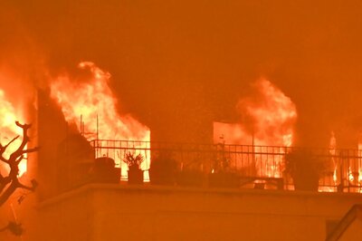 3 Injured as Massive Fire breaks out in godown in West Delhi, 3 injured