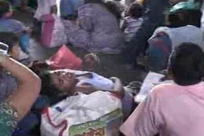 2 killed in Delhi railway station stampede