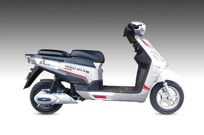 Hero Electric Partners with Earth Ride, to Provide 1000 Units of Nyx-HX E-Scooter