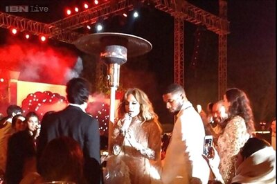 Sanjay Hinduja-Anu Mahtani wedding: Jennifer Lopez performs; Arjun Kapoor, Ranveer Singh pose with Nicole Scherzinger