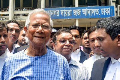 Top US Diplomat Arrives In Bangladesh To Hold Talks With Muhammad Yunus