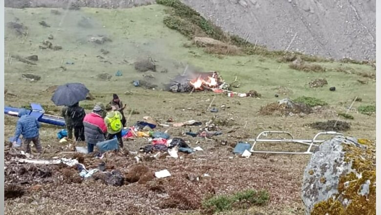 News18 Afternoon Digest: 5 Pilgrims, Pilot Killed as Chopper Crashes Near Kedarnath & Other Top Stories
