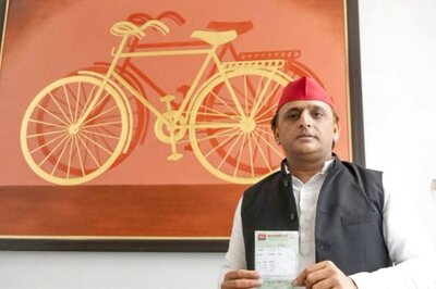 Samajwadi Party Begins Collecting Proof of Voter Deletion in UP Polls