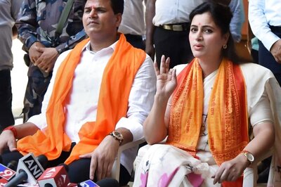 Will End Shiv Sena's Corrupt Rule: Navneet, Ravi Rana