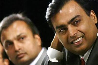 Anil Ambani seeks to end fight with brother Mukesh